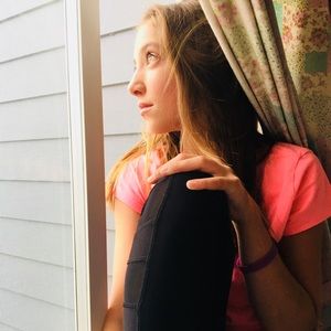 Meet your Posher, Olivia